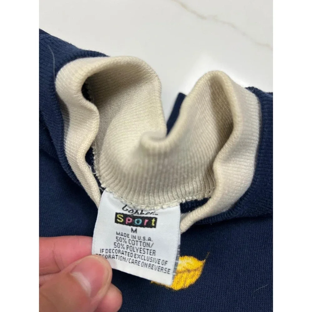 Pyramid Collection 90s sweatshirt